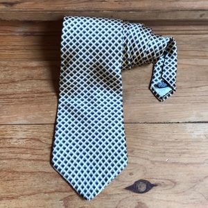 Bill Blass Tie 100% Silk 🍀